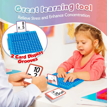 Torlam Mathe Lernkarten + Mathetafel, Mathe-Fidget-Spielzeug, Multiplikations-Lernkarten Einmaleins-Tabelle, POP Fidget-Tabelle, Mathe-Manipulationsmaterial Division, Addition, Subtraktion Spiele Spielzeug für Kinder, 1., 2., 3., 4., 5., 6. Klasse